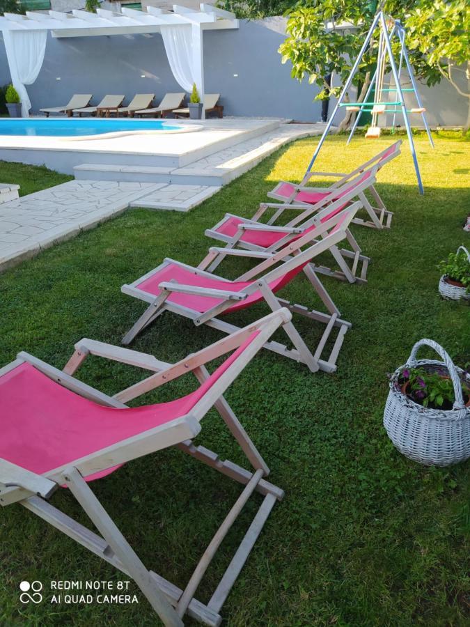 Holiday Home Zezevica - Heated Pool Sestanovac Exterior photo